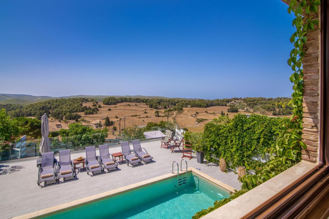 Tramonto With Private Heated Pool, By Zantewize Villa Volímai