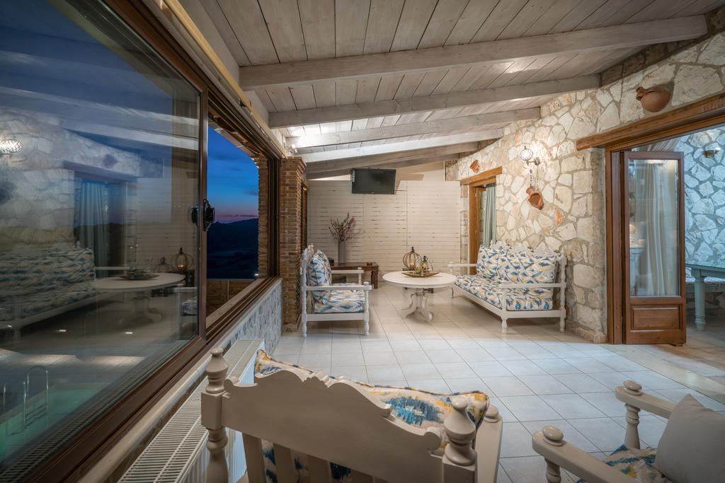 Tramonto With Private Heated Pool, By Zantewize * Volímai