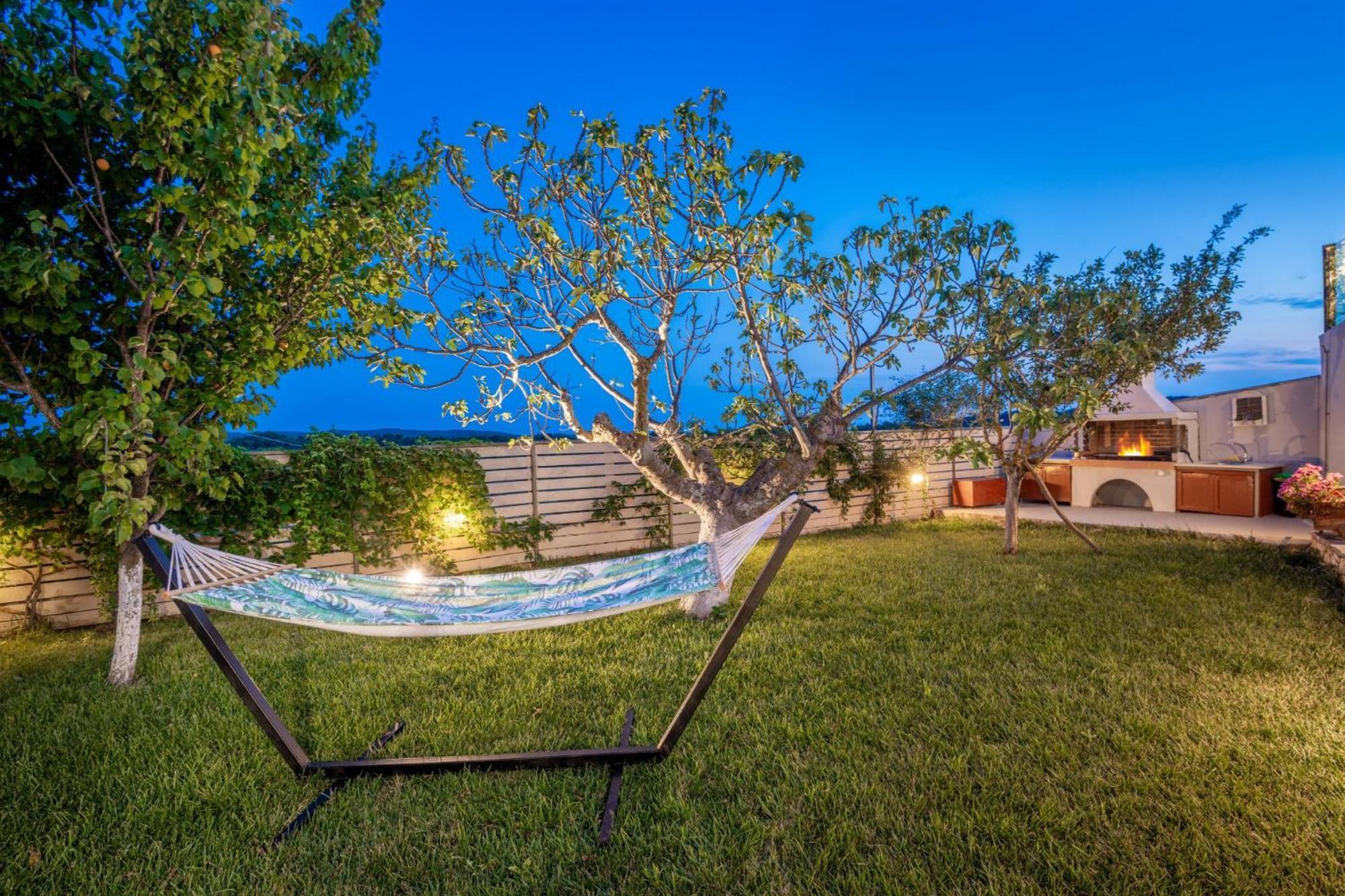 Tramonto With Private Heated Pool, By Zantewize * Volimes